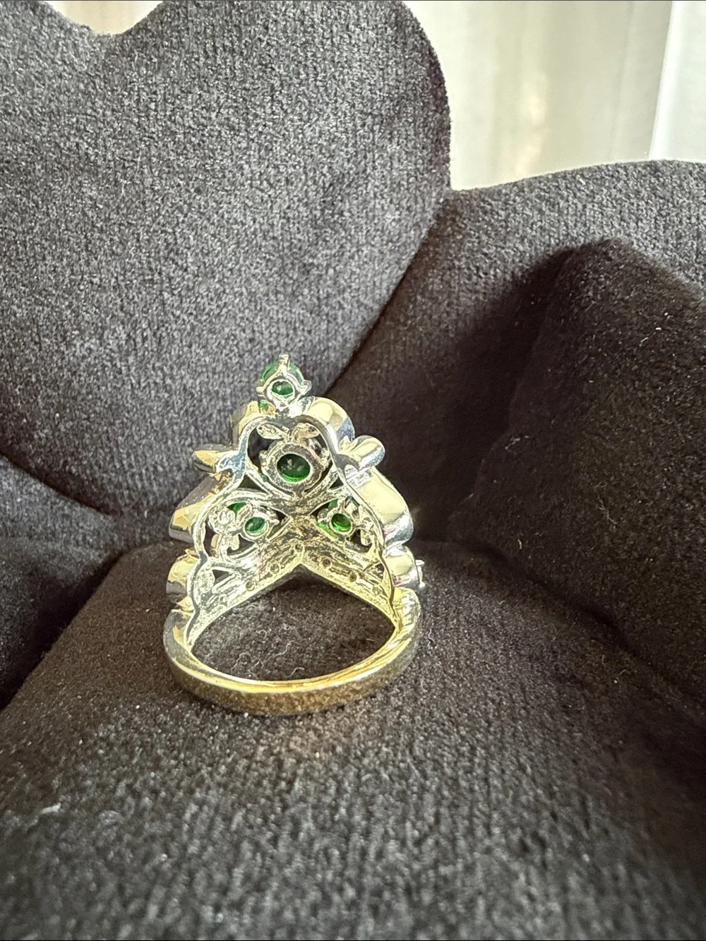 Vintage-Inspired Silver Ring with Green Gemstones